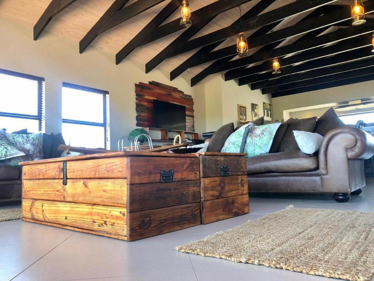 Steenbokkie Holiday Home Langebaan Esterno foto